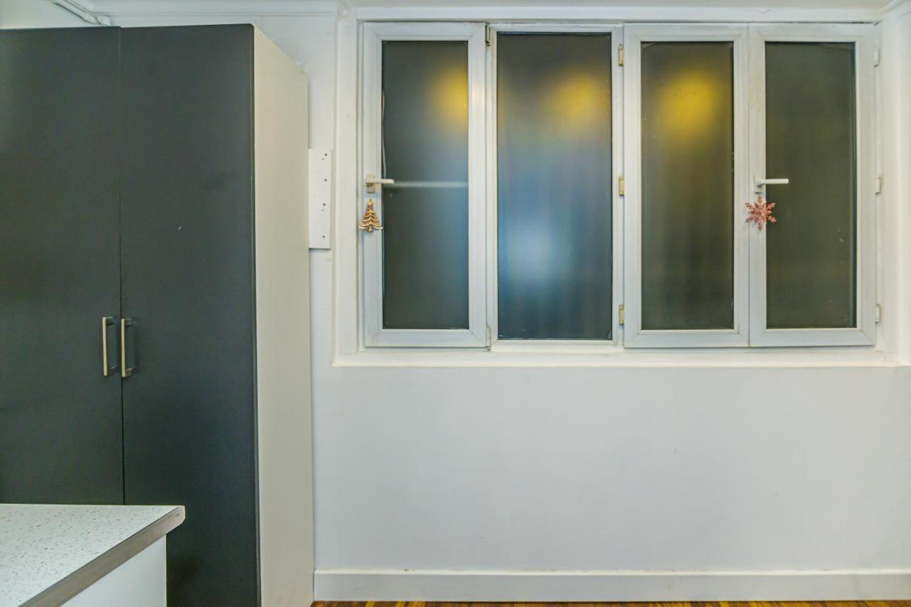 Targovu Deluxe Home Баку Екстер'єр фото